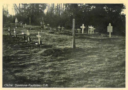 Image E04 Croix a Longueval 1944